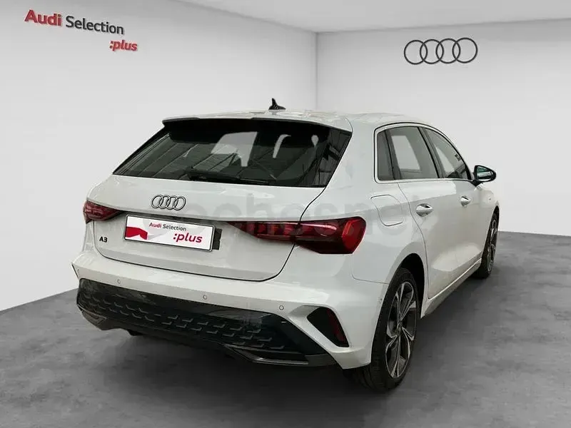 Usado Audi A3 S-Line 204 CV (150 kW) 2025 Blanco Berlina
