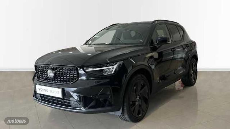 Negro Usado 2025 Volvo XC40 Plus SUV | 39.900 € - Imagen 1/4
