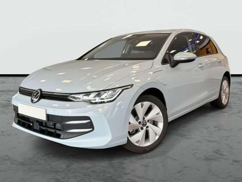 Azul Nuevo 2025 VW Golf Berlina | 28.790 € (Buen precio) - Imagen 1/4