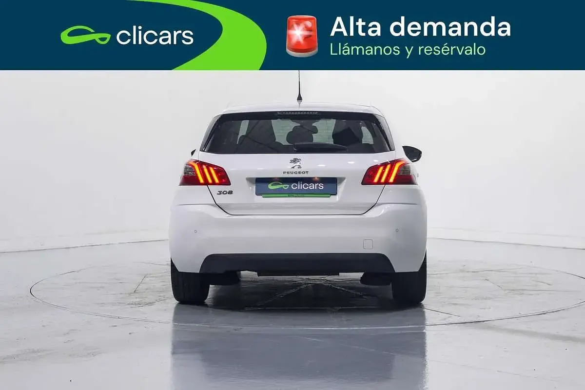 Usado Peugeot 308 Allure 131 CV (96 kW) 2018 Blanco Utilitario