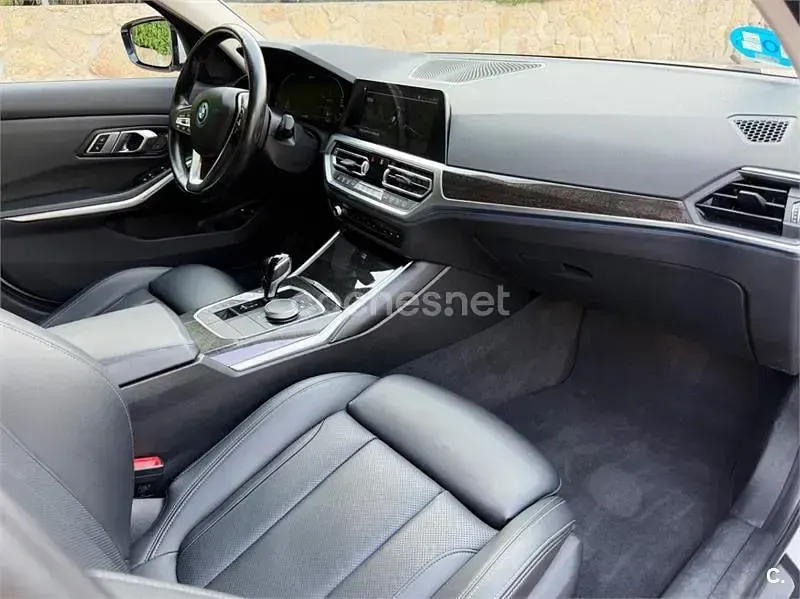 Usado BMW 320e 204 CV (150 kW) 2022 Blanco Familiar