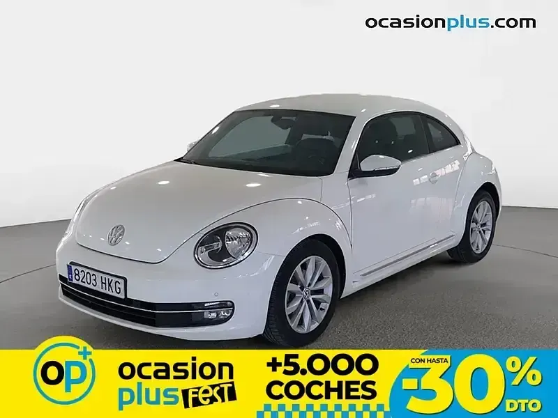 Käytetty VW Beetle Design 105 HP (77 kW) 2012 Viistoperä
