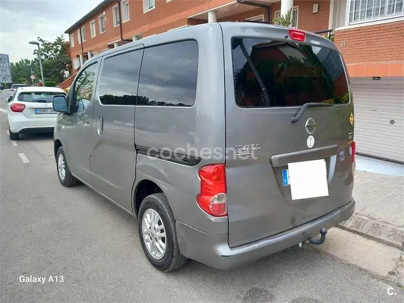 Usado Nissan Evalia 110 CV (80 kW) 2016 Gris / plata Monovolumen