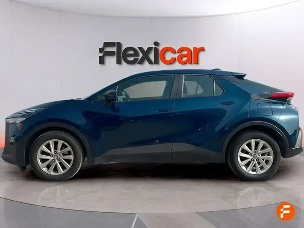 Usado Toyota C-HR Active 140 CV (102 kW) 2024 Azul SUV