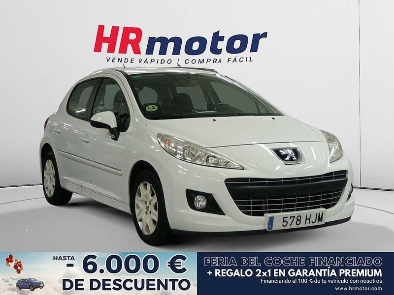 Blanco Usado 2012 Peugeot 207 Active Berlina | 6999 € (Precio justo) - Imagen 1/4