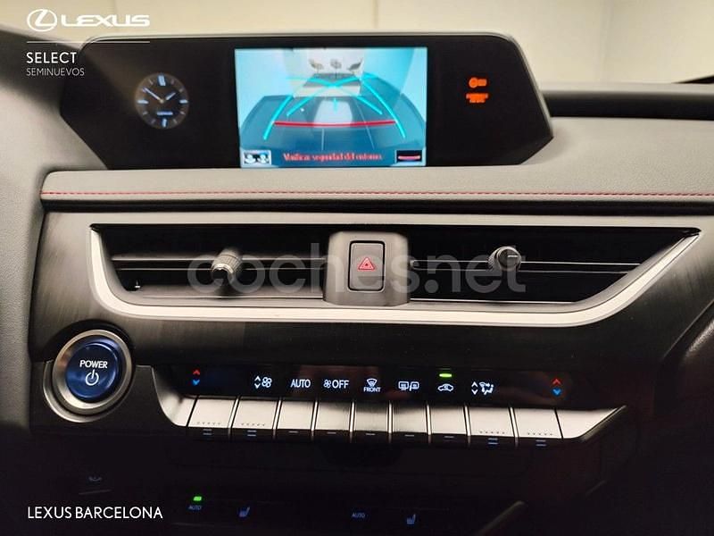Usado Lexus UX Sport Line 184 CV (135 kW) 2021 Blanco SUV