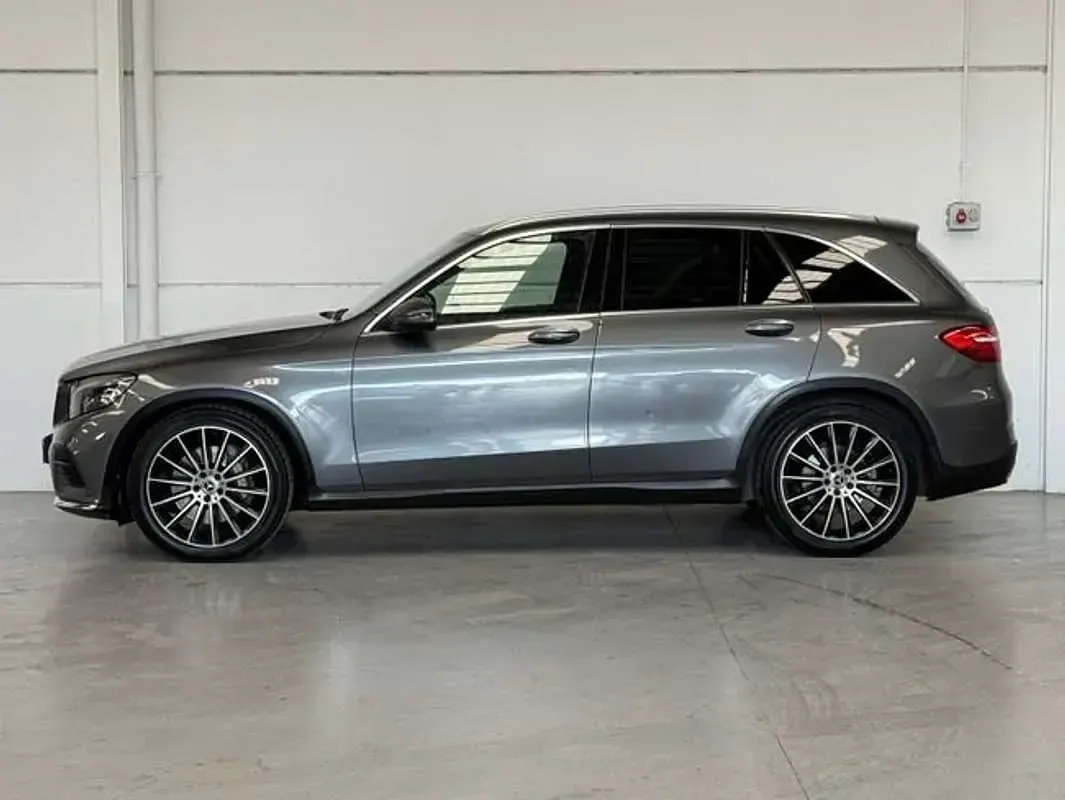 Usado Mercedes GLC250 AMG line 204 CV (150 kW) 2016 Gris SUV