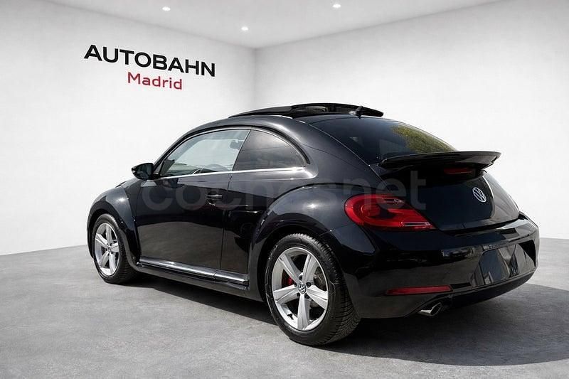 Usado VW Beetle Sport 210 CV (154 kW) 2014 Negro Utilitario