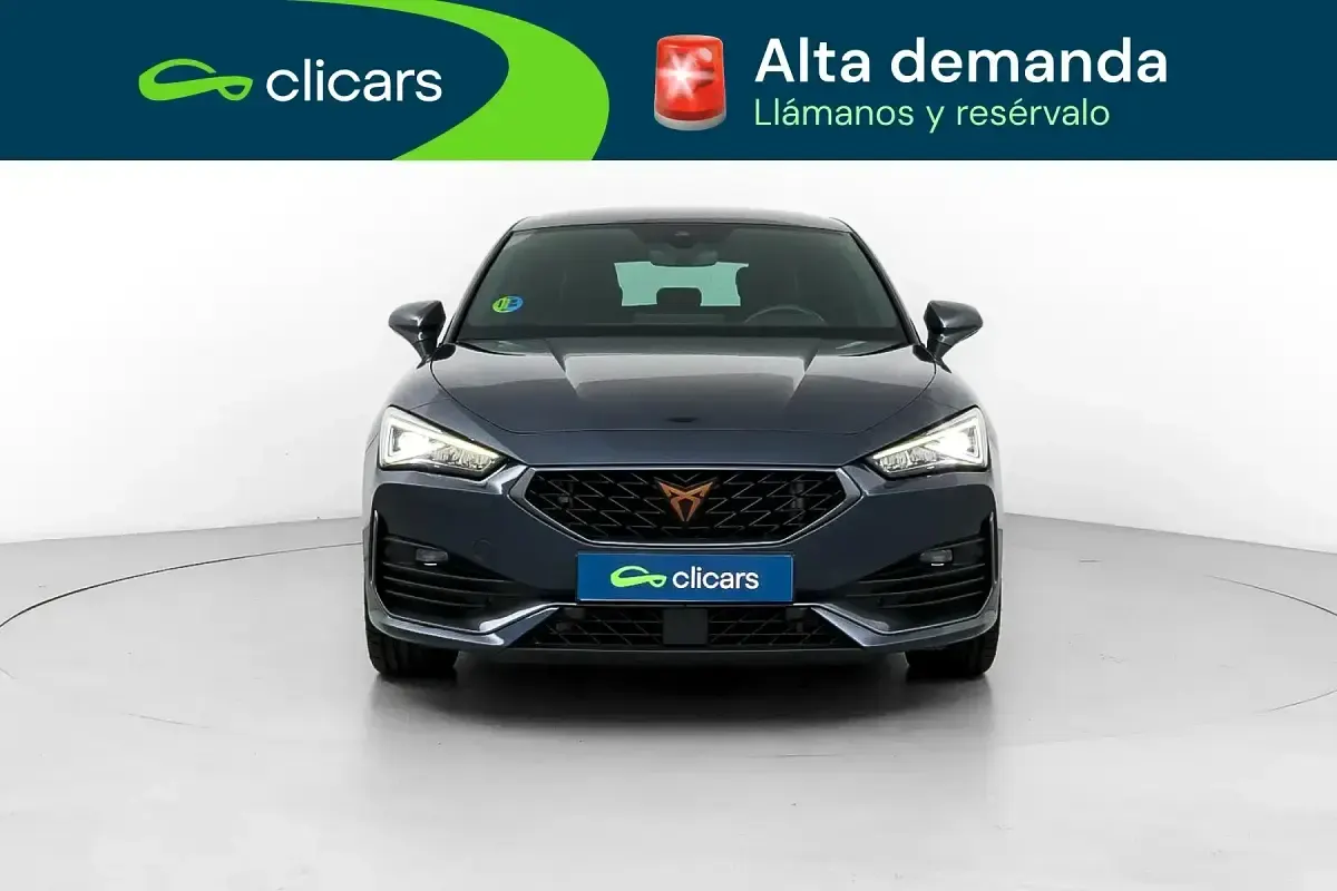 Usado Cupra Leon 150 CV (110 kW) 2023 Gris Berlina