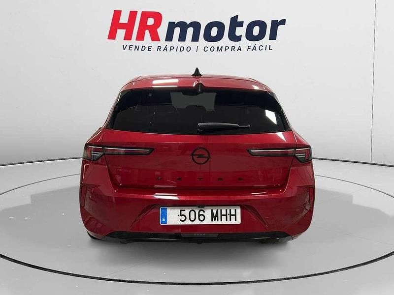 Usado Opel Astra 131 CV (96 kW) 2023 Rojo Utilitario