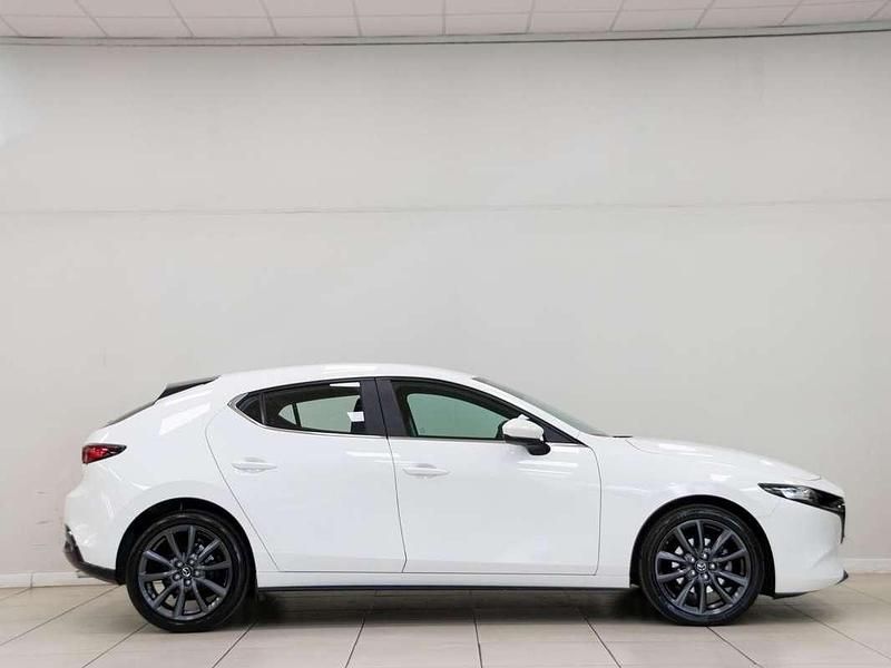 Usado Mazda 3 122 CV (89 kW) 2020 Blanco Utilitario