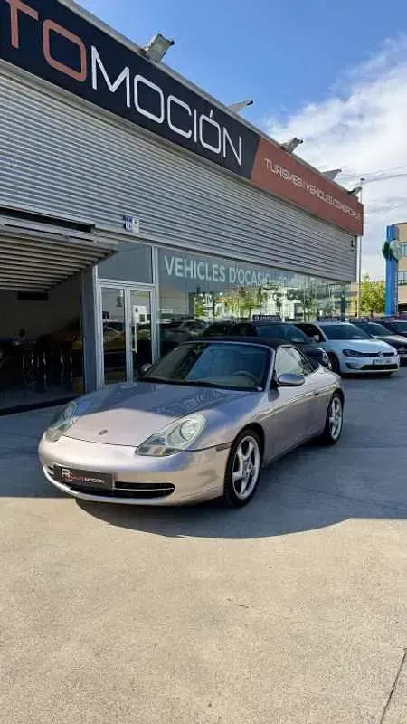 Usado Porsche 911 Carrera Cabriolet 300 CV (220 kW) 2001 Plateado Descapotable