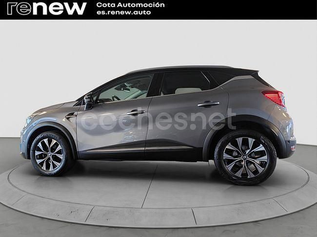 Usado Renault Captur Techno 90 CV (66 kW) 2024 Gris SUV