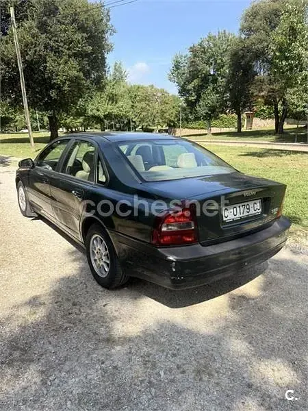 Usado Volvo S80 140 CV (102 kW) 1998 Verde Berlina