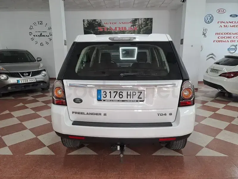Usado Land Rover Freelander 2 SE 150 CV (110 kW) 2013 Blanco SUV