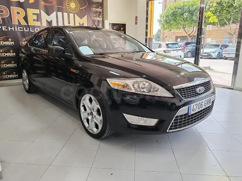 Usado Ford Mondeo Titanium 140 CV (102 kW) 2009 Negro Berlina