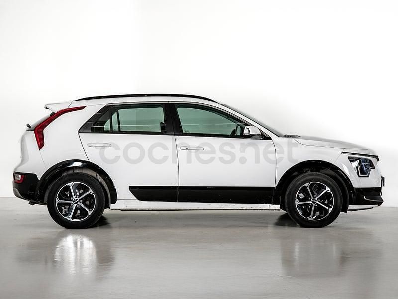 Usado Kia Niro 183 CV (134 kW) 2023 Blanco SUV