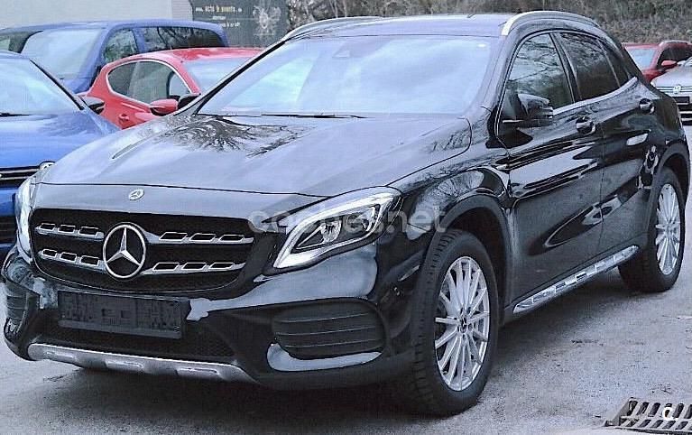 Negro Usado 2017 Mercedes GLA250 AMG line SUV | 24.000 € (Precio justo) - Imagen 1/4