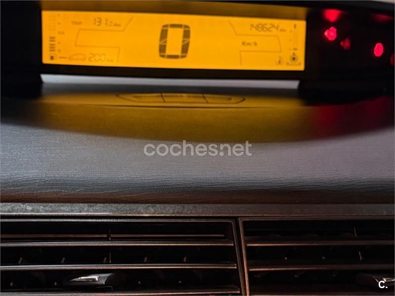 Usado Citroën C4 Exclusive 143 CV (105 kW) 2005 Gris / plata Berlina