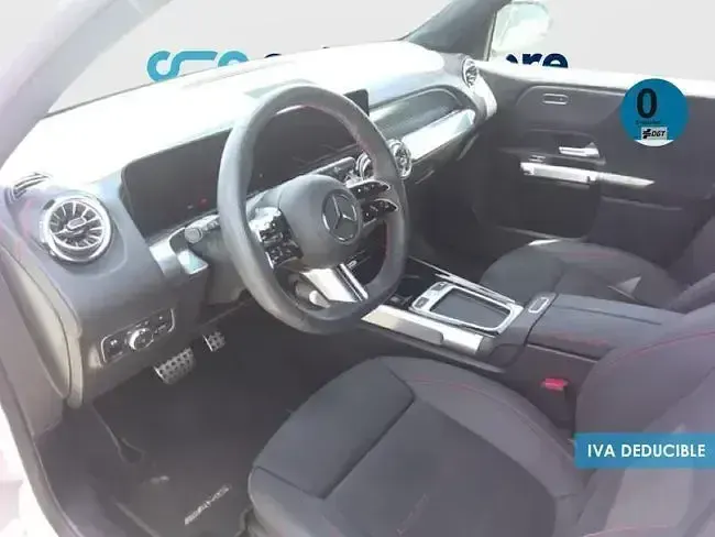 Usado Mercedes EQB300 167 kW (228 CV) 2025 Blanco SUV