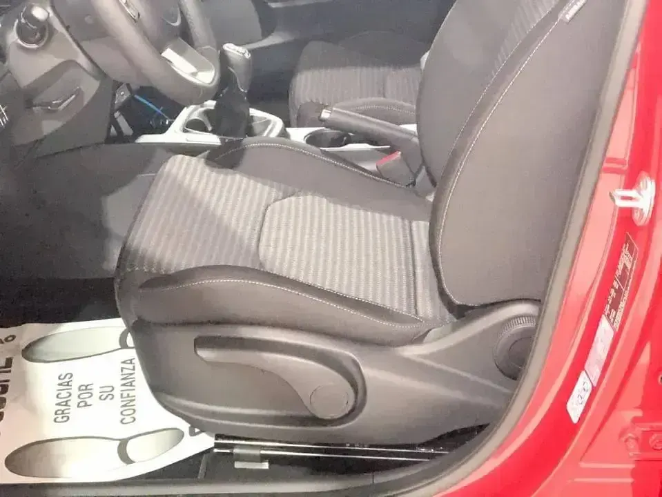 Nuevo Kia Ceed 120 CV (88 kW) 2025 Rojo Utilitario