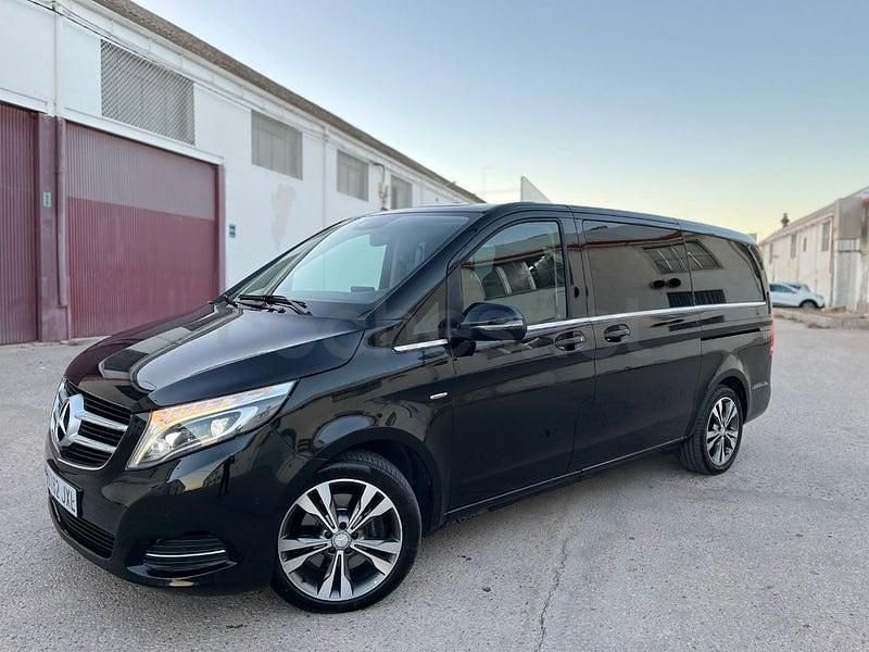 Usado Mercedes V250 Avantgarde 204 CV (150 kW) 2017 Negro Monovolumen