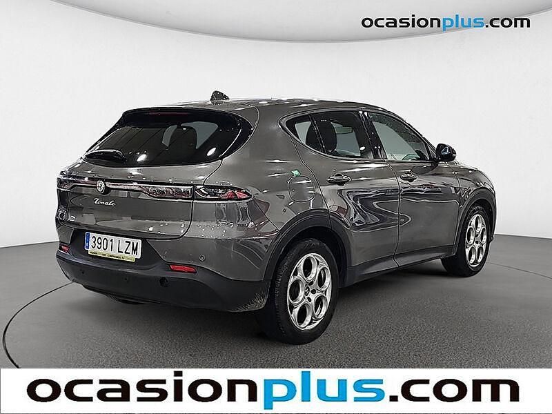 Usado Alfa Romeo Tonale Sprint 130 CV (95 kW) 2022 Gris SUV