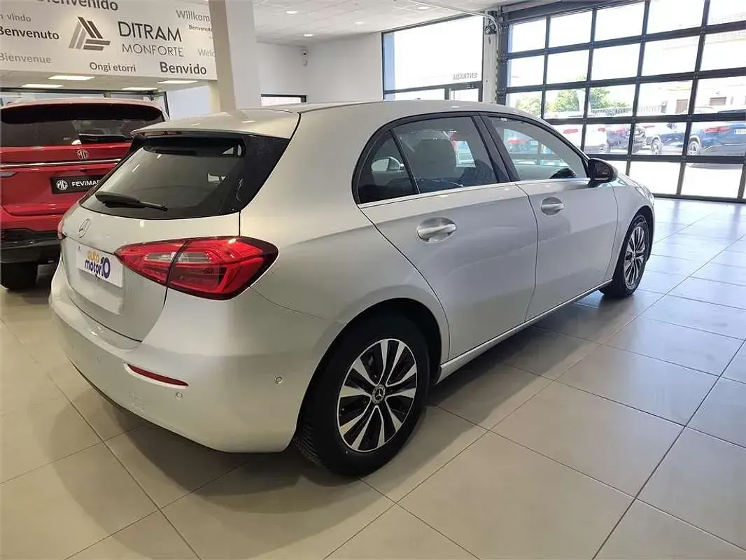 Usado Mercedes A200 163 CV (119 kW) 2021 Utilitario