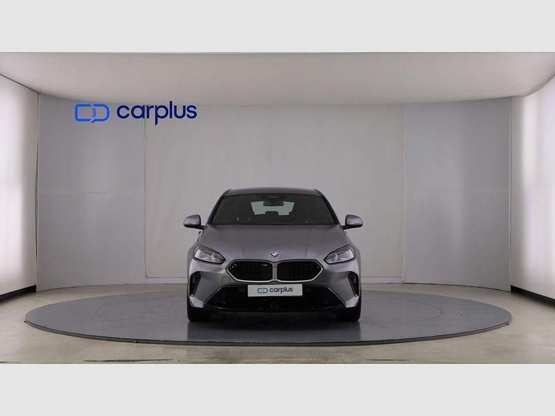 Usado BMW 120 163 CV (119 kW) 2024 Bmw individual frozen pure grey metallic Utilitario
