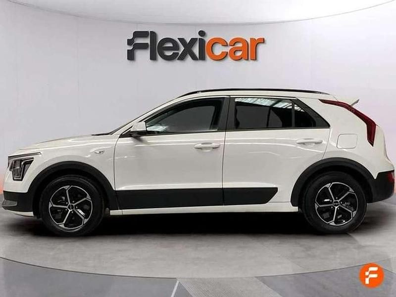 Usado Kia Niro 141 CV (103 kW) 2023 Blanco SUV