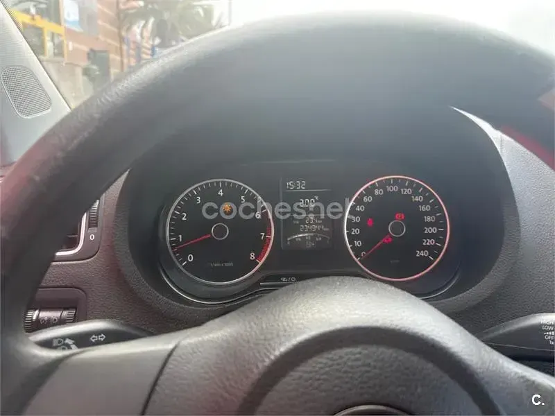 Usado VW Polo Sport 90 CV (66 kW) 2014 Blanco Berlina