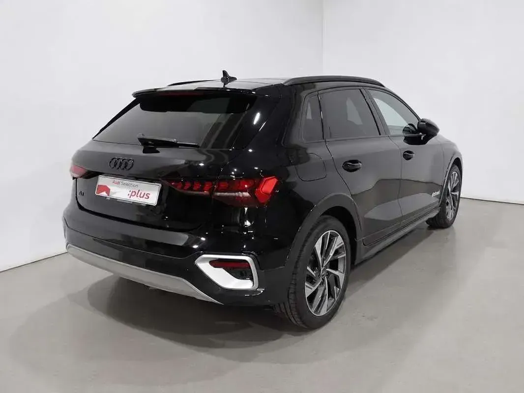 Usado Audi A3 Advanced 205 CV (150 kW) 2025 Negro SUV