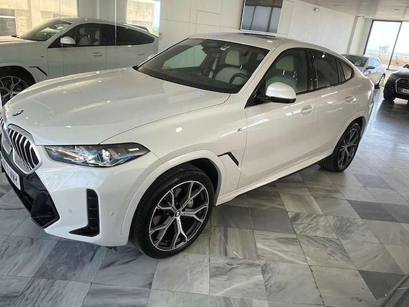 Usado BMW X6 M Sport 352 CV (258 kW) 2024 Blanco SUV