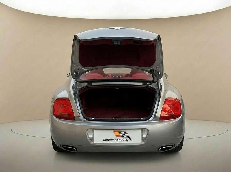Usado Bentley Continental GT Mulliner 559 CV (411 kW) 2005 Gris Coupe
