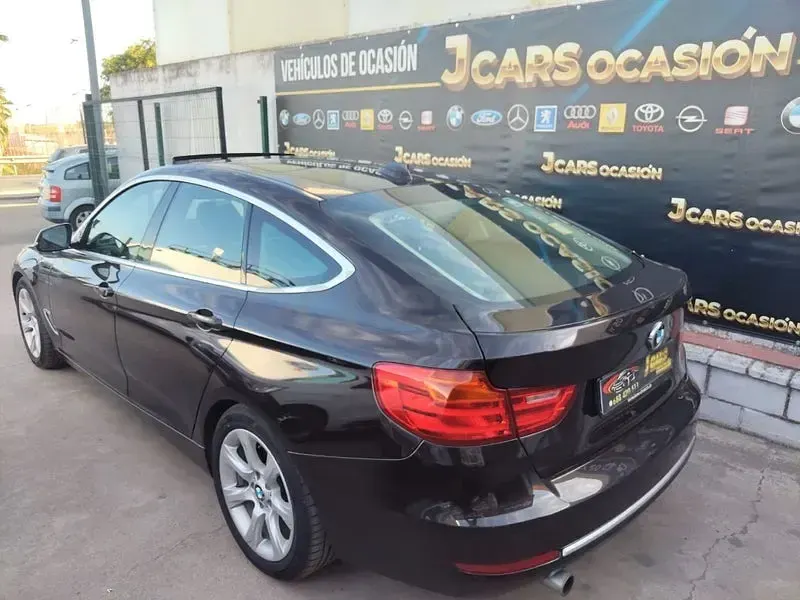 Usado BMW 320 Comfort Edition 184 CV (135 kW) 2013 Marrón Berlina