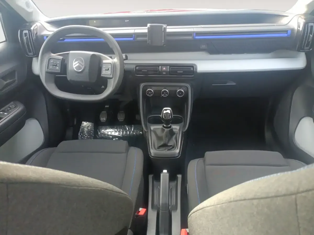 Uusi Citroën C3 100 HP (73 kW) 2026 Punainen Katumaasturi