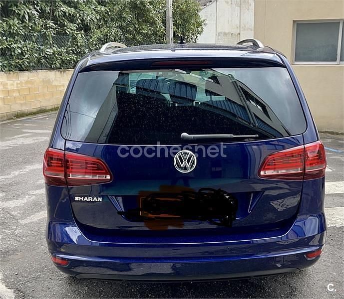 Usado VW Sharan Sportline 184 CV (135 kW) 2018 Azul Monovolumen