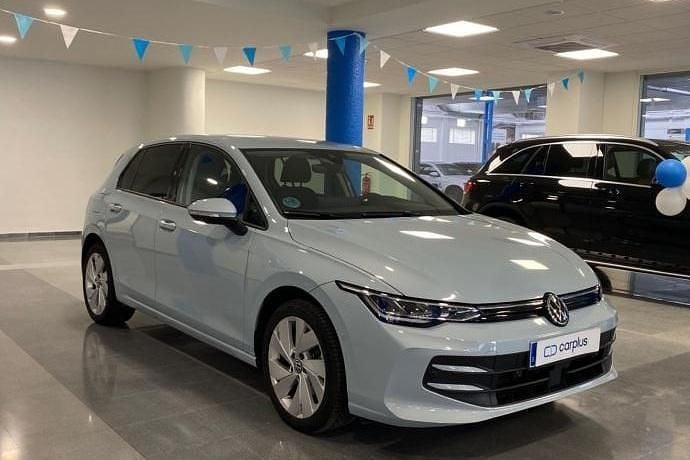 Używany VW Golf VIII 116 KM (85 kW) 2025