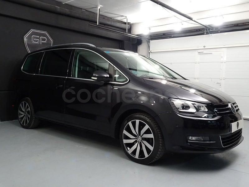 Usado VW Sharan Sportline 184 CV (135 kW) 2016 Negro Monovolumen