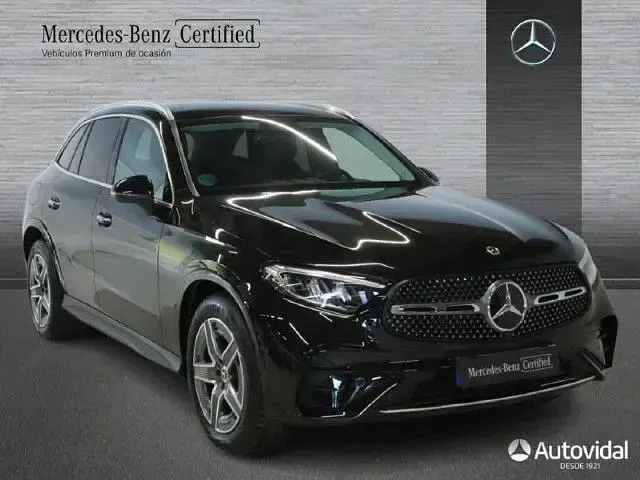 Usado Mercedes GLC220 197 CV (144 kW) 2024 Negro obsidiana