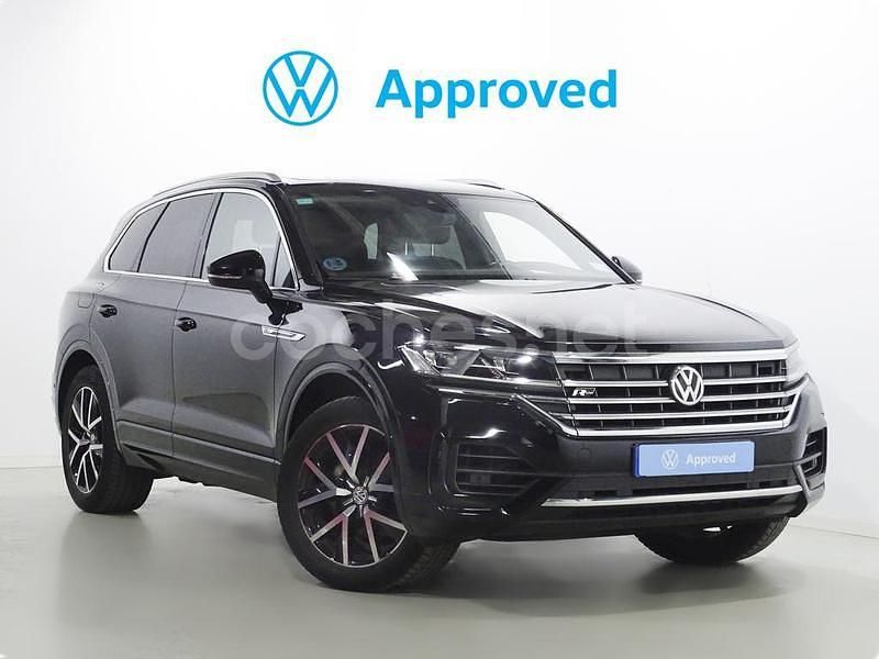 Negro Usado 2019 VW Touareg R-line SUV | 45.900 € (Un poco caro) - Imagen 1/4