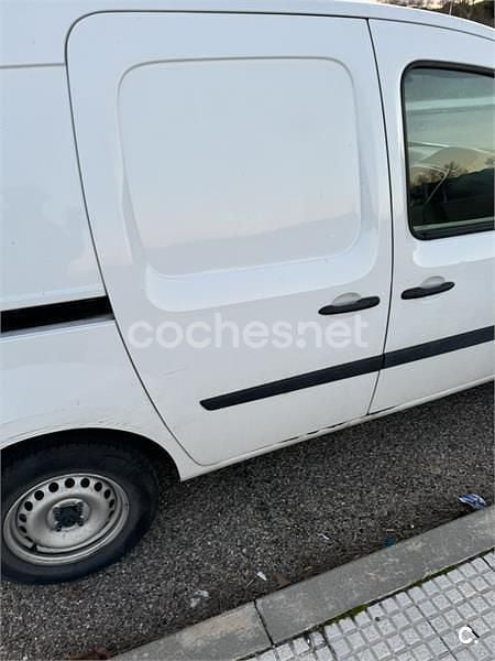 Usado Renault Kangoo 105 CV (77 kW) 2010 Blanco Monovolumen