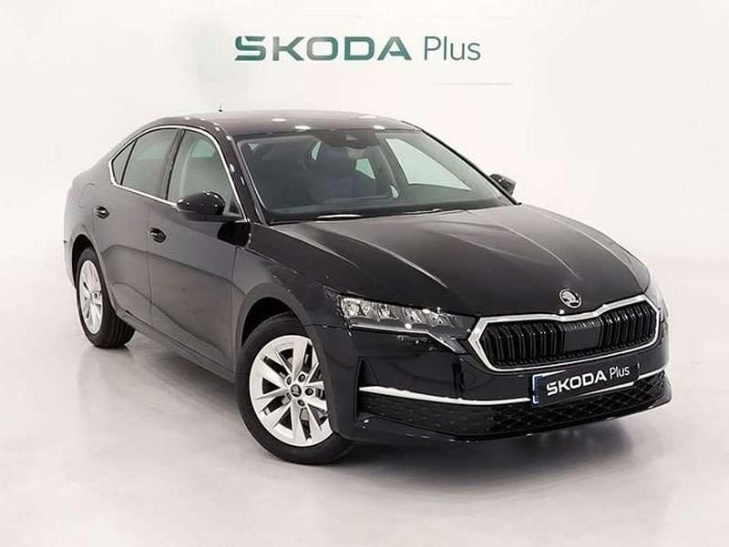 Negro Nuevo 2025 Skoda Octavia Berlina | 29.950 € (Buen precio) - Imagen 1/4