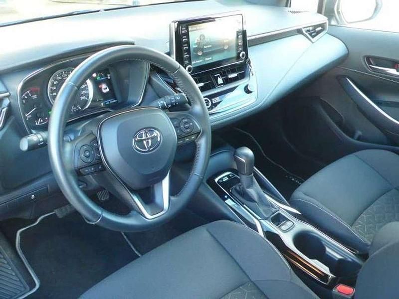 Usado Toyota Corolla Active 122 CV (89 kW) 2020 Blanco Utilitario