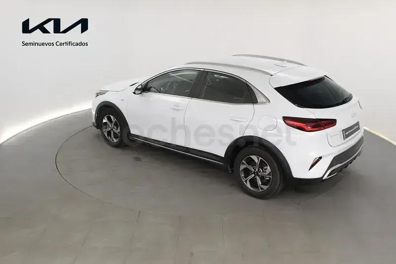 Usado Kia XCeed 140 CV (102 kW) 2025 Blanco SUV