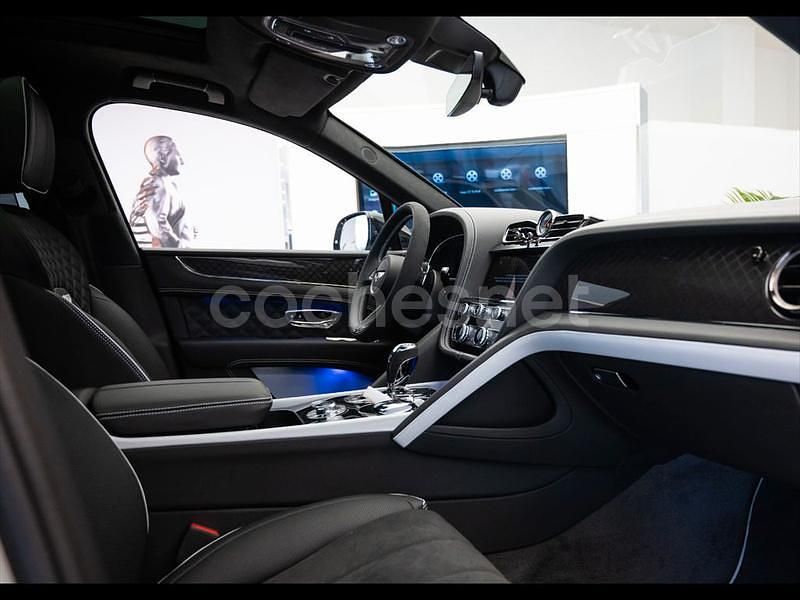 Nuevo Bentley Bentayga 550 CV (404 kW) 2025 Blanco SUV