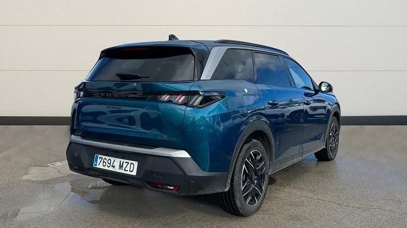 Usado Peugeot 5008 Allure 145 CV (106 kW) 2025 Azul SUV