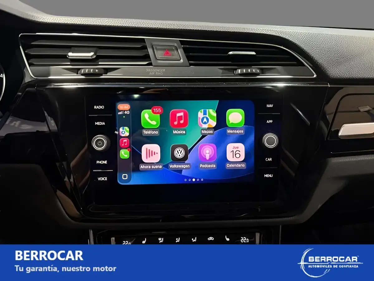 Usado VW Touran Sportline 150 CV (110 kW) 2020 Azul Monovolumen