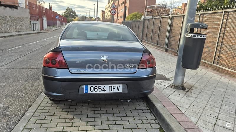 Usado Peugeot 407 136 CV (100 kW) 2005 Gris / plata Berlina