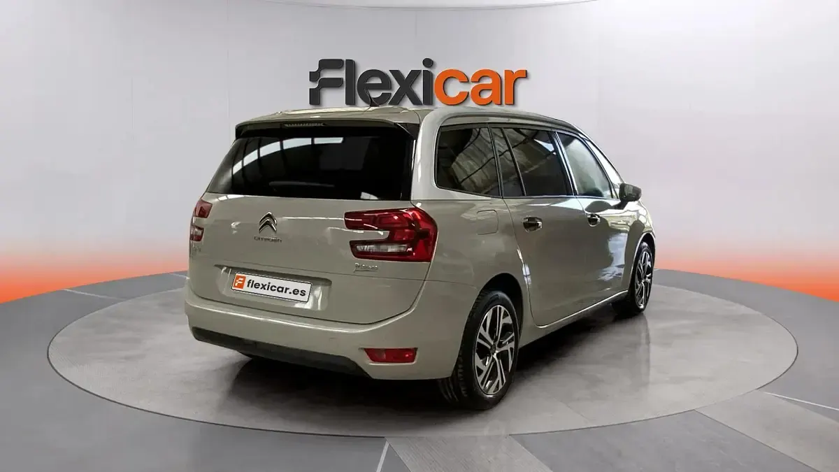 Usado Citroën Grand C4 Picasso Feel 130 CV (95 kW) 2018 Beige Monovolumen